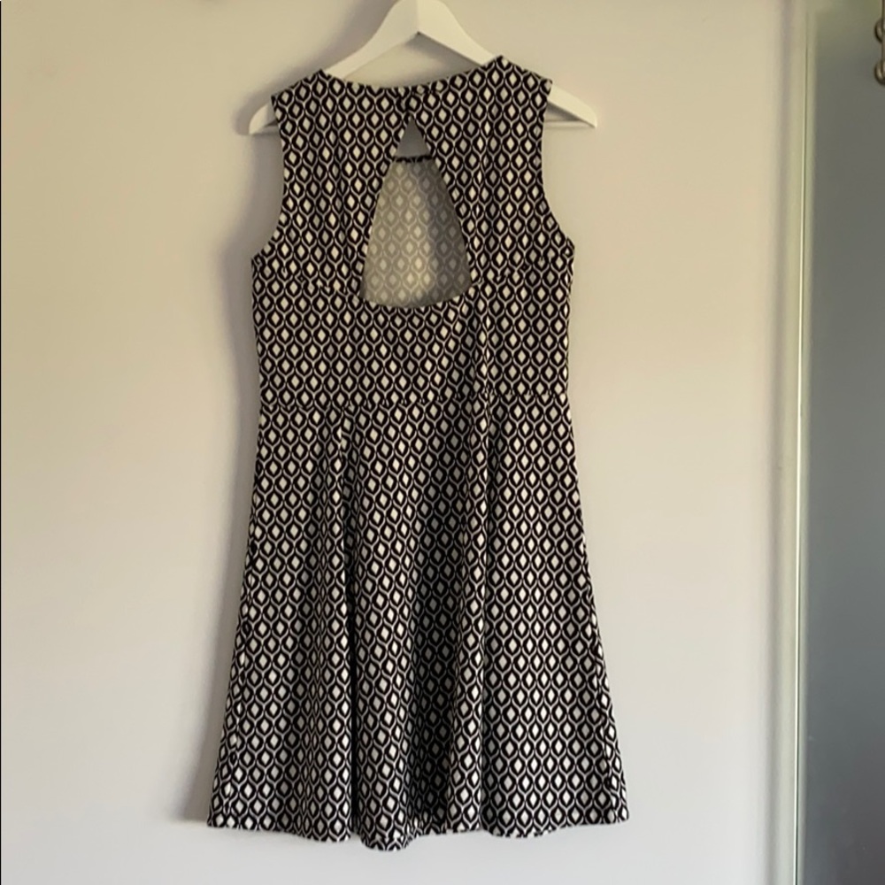 H&M keyhole back printed dress